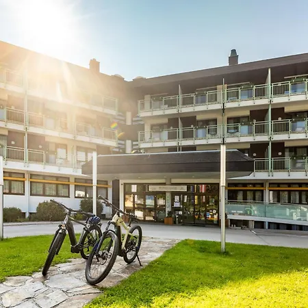 Parkhotel Hirschwang 4*