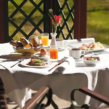 Hotel Parkhotel Hirschwang 4*