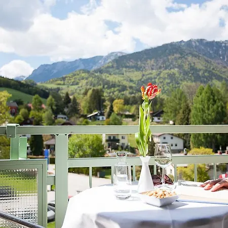 Parkhotel Hirschwang Hotel 4*