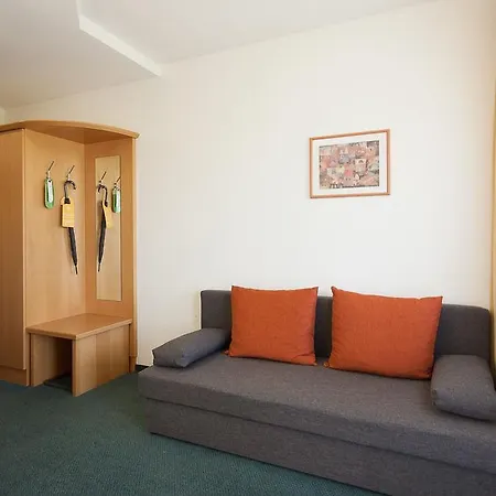 Parkhotel Hirschwang 4*