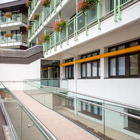 Parkhotel Hirschwang 4*