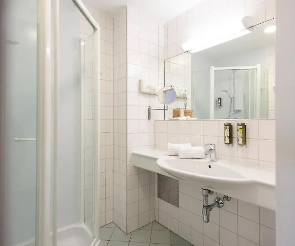 Hotel Parkhotel Hirschwang 4*