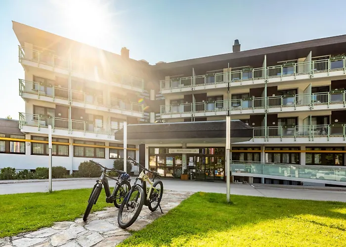 Parkhotel Hirschwang 4*