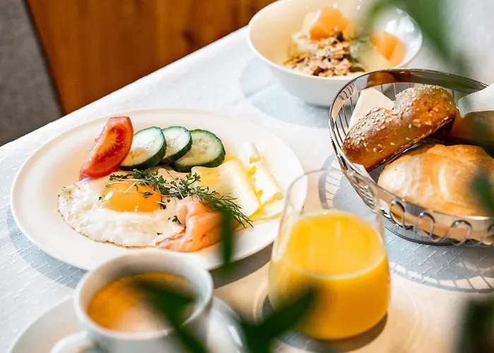 Parkhotel Hirschwang 4*