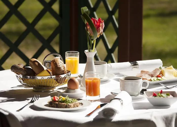 Parkhotel Hirschwang 4*